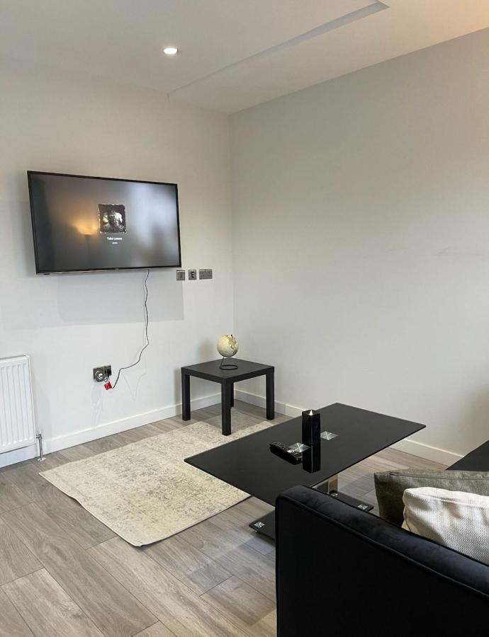 Stratford Apartment With Balcony ลอนดอน ภายนอก รูปภาพ